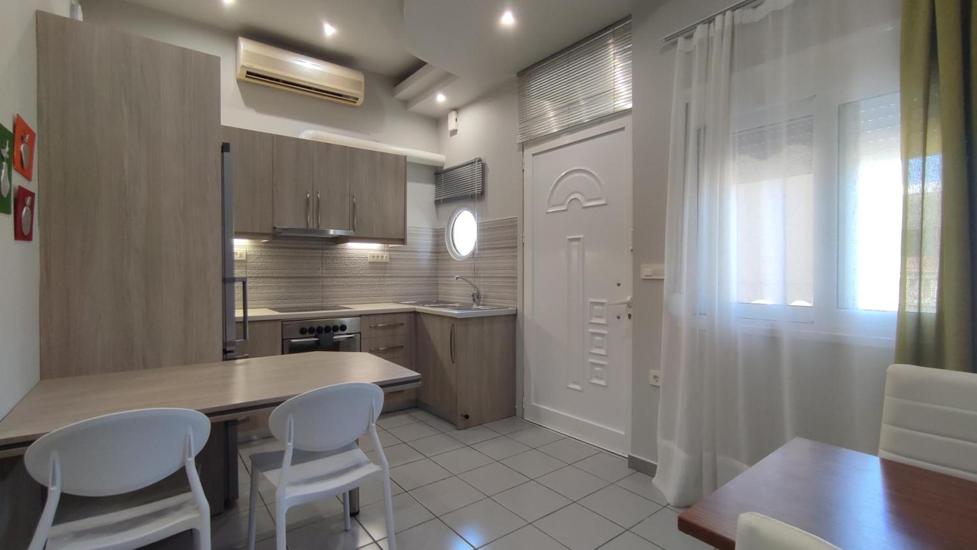 Dennis Stylish Apartment Kato Daratso Bagian luar foto
